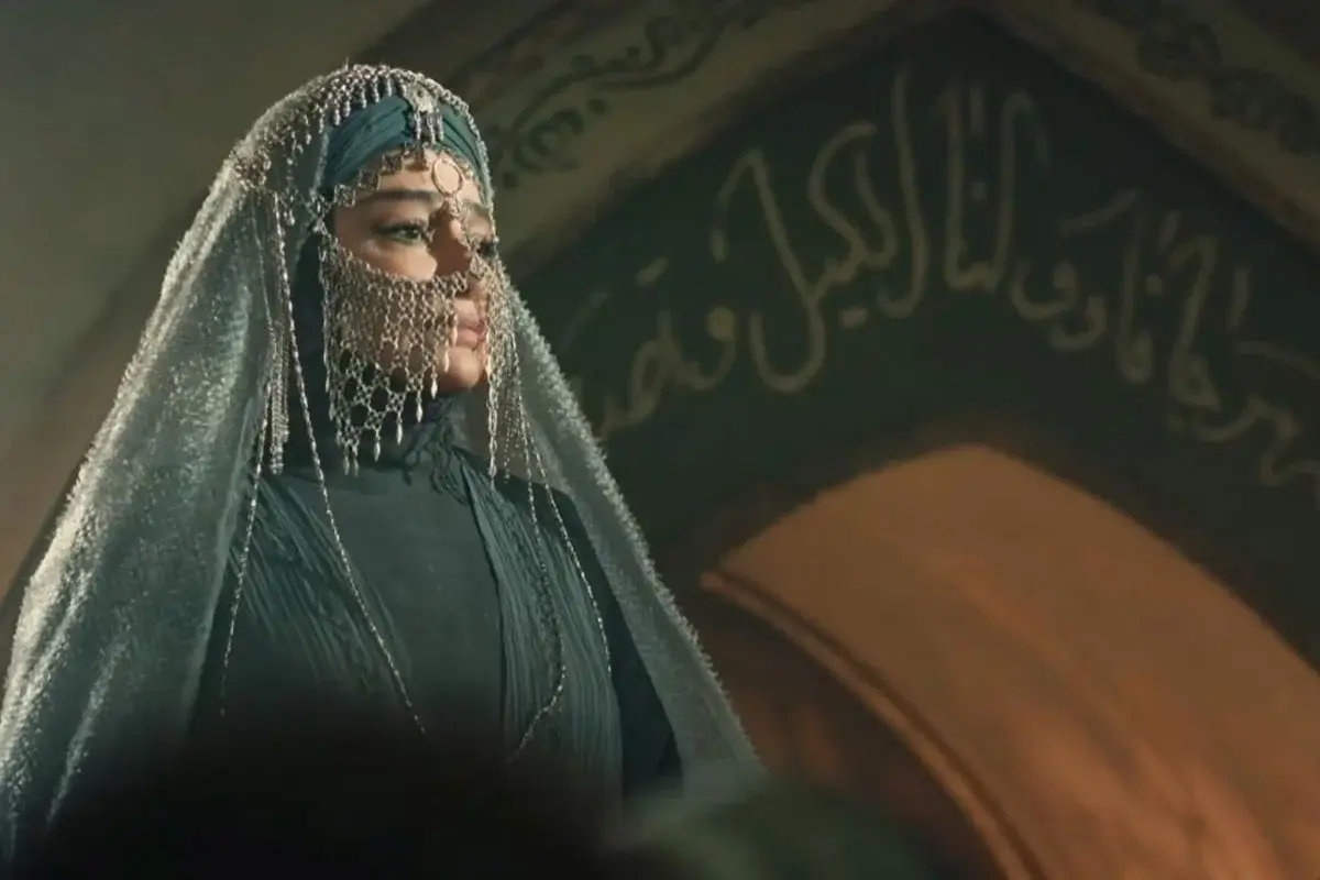 مه لقا باقری