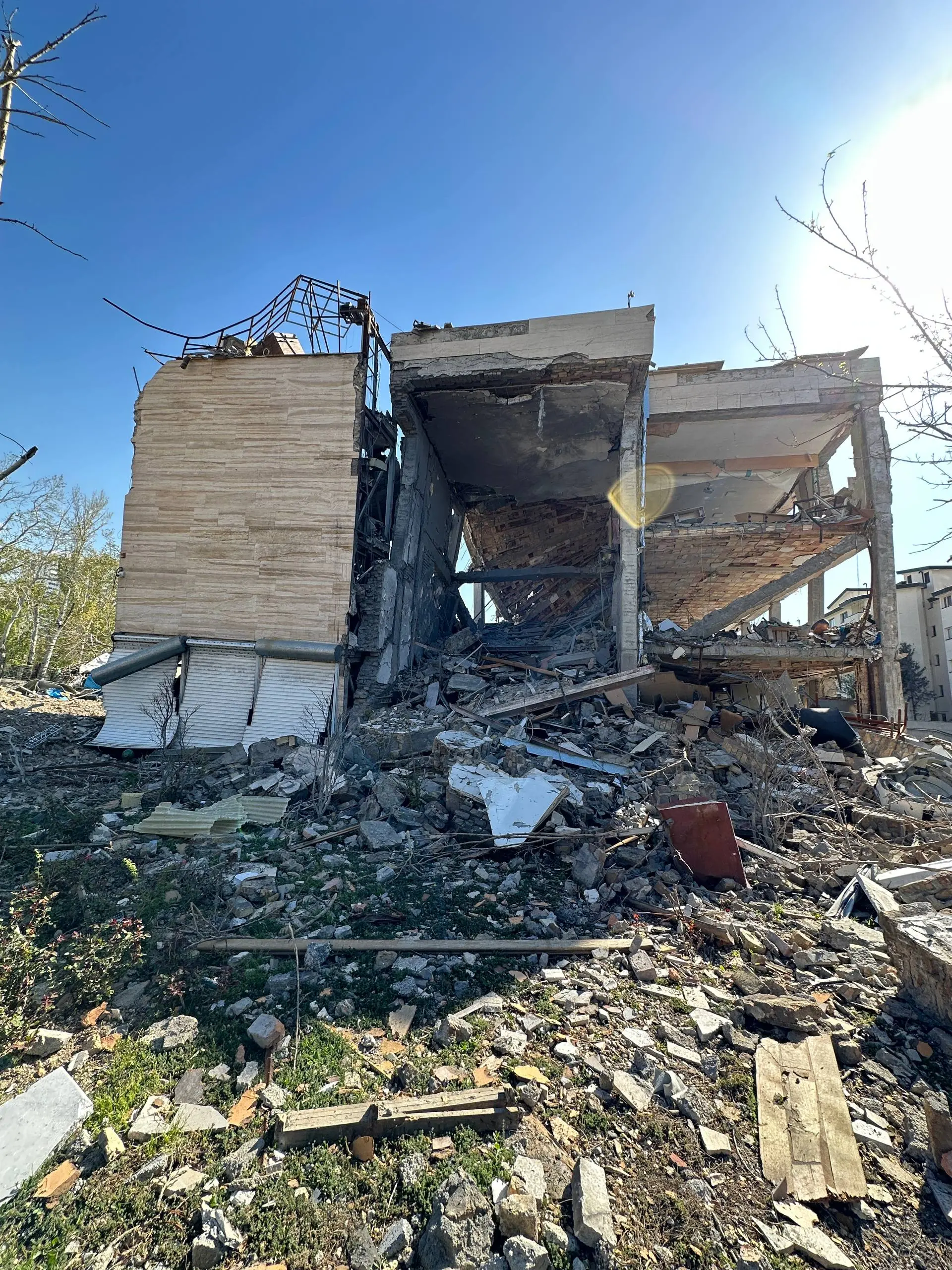 5978554670735101165_119