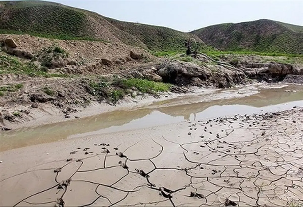 خشکی رودخانه