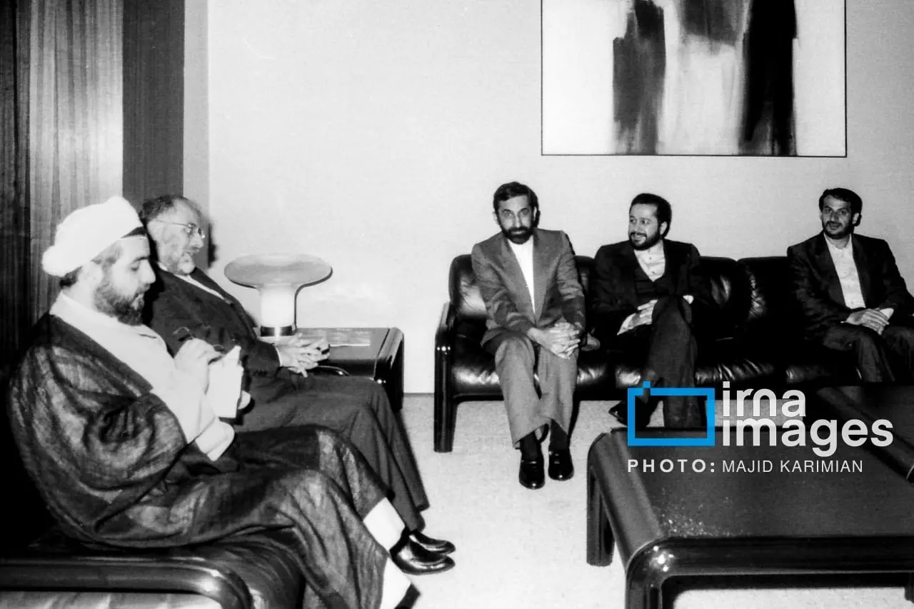 هیأت مذاکره پایان جنگ با عراق