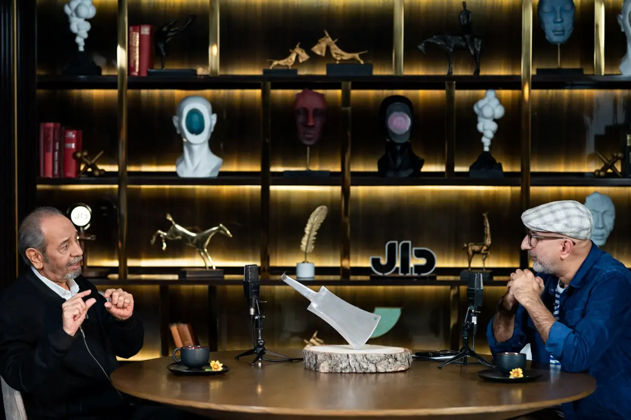 داریوش فرهنگ