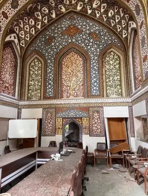 5خسارت+جنگ+به+تالار+اشرف+اصفهان