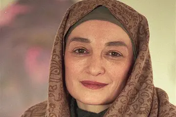 پروانه اعتمادی
