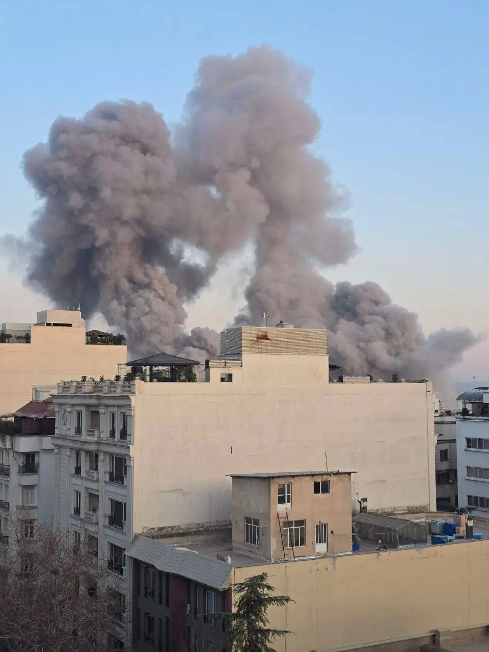 غروب جمعه تهران