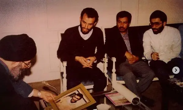 آوینی و خامنه ای
