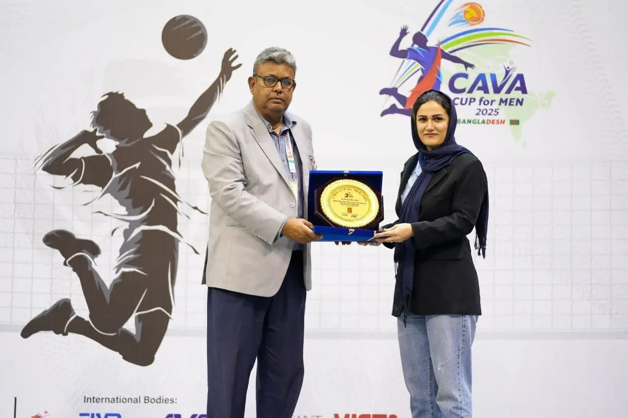 photo_5812109170298260841_y