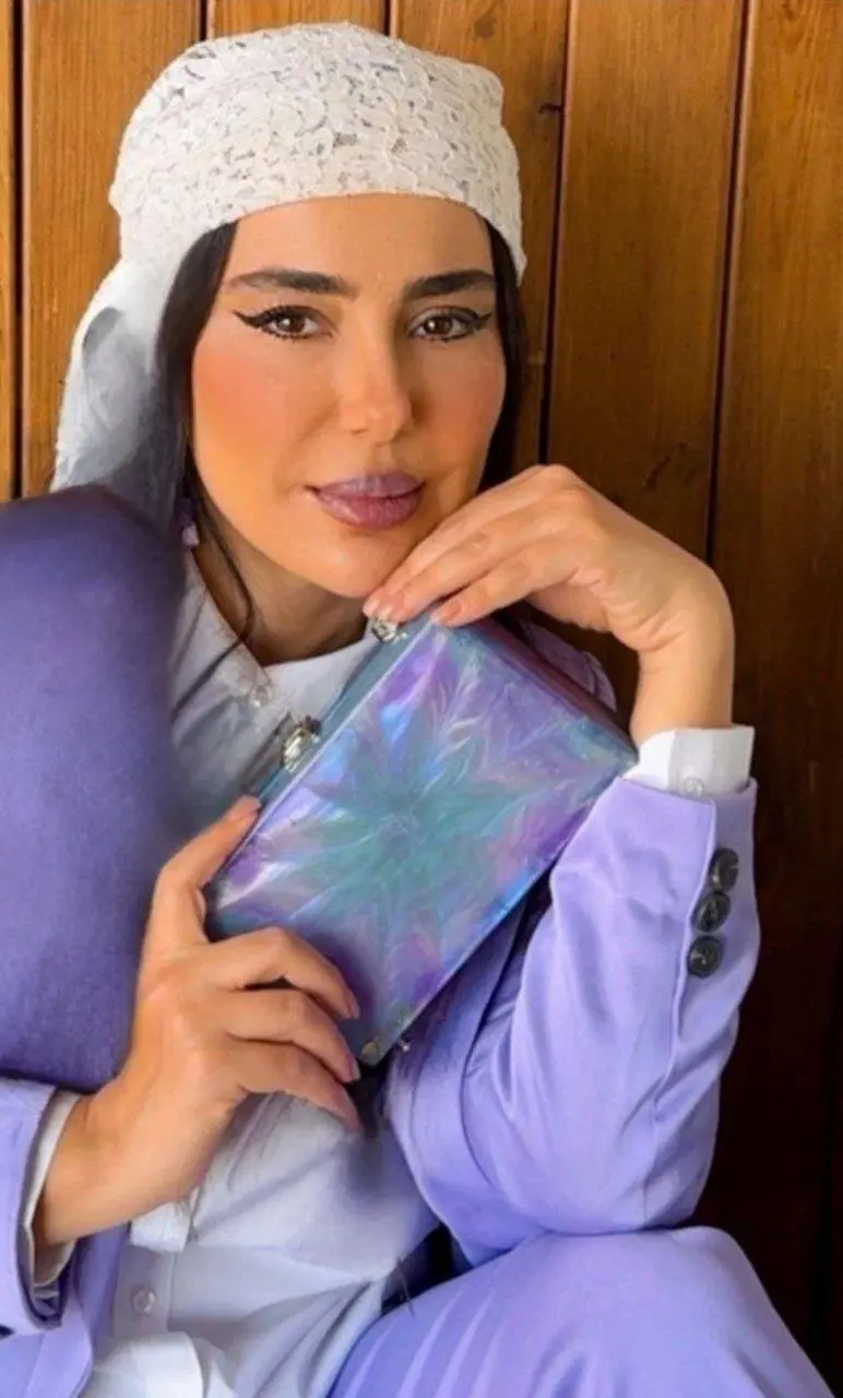 تیپ یاسی شیدا یوسفی