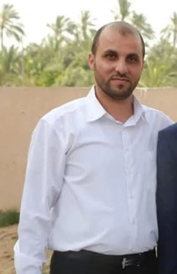 GrSf6CZW4AAr_pb