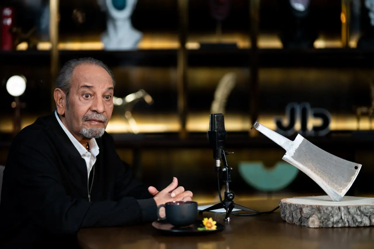 داریوش فرهنگ