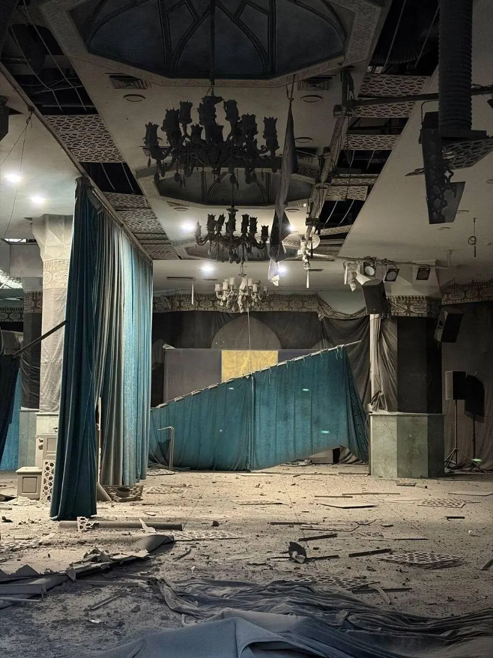 حمله به دانشگاه شریف