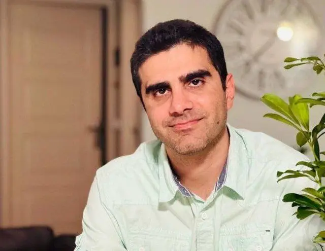هادی موسوی