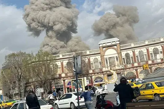 حمله به ایران