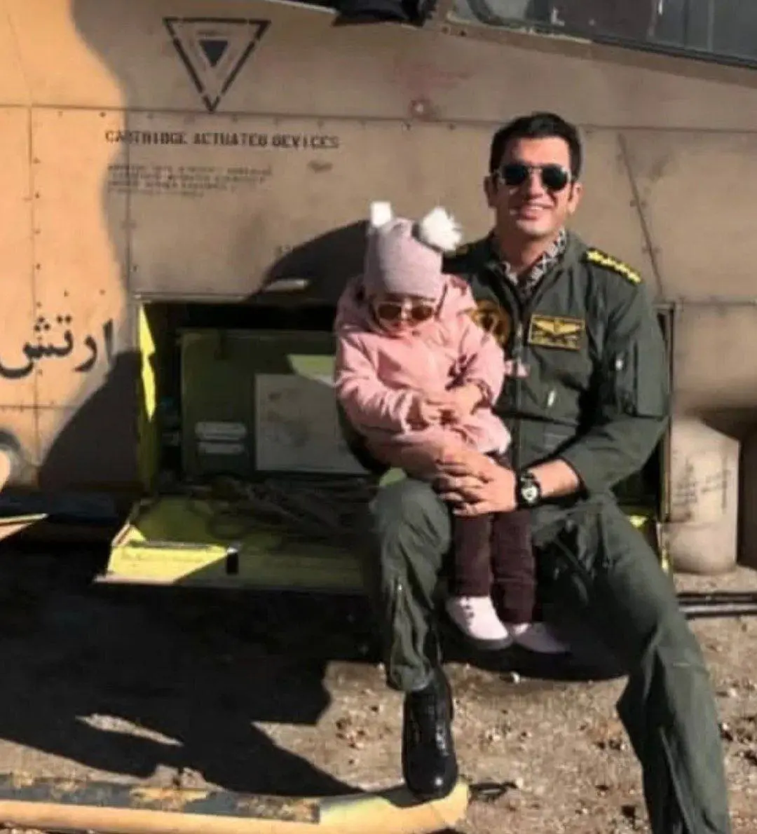 خلبان حامد سرو آزاد