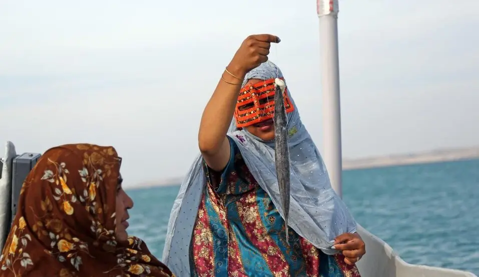 زنان ماهیگیر
