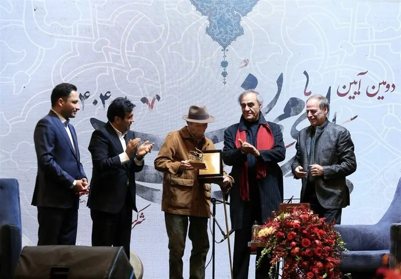 علی نصیریان