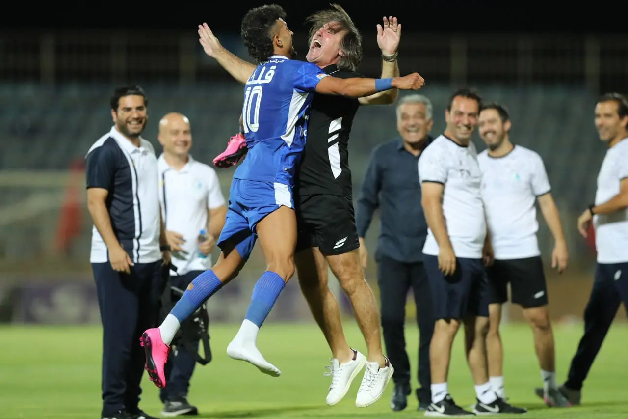 ساپینتو و رامین رضاییان