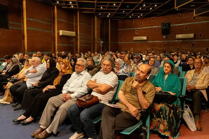 جایزه شعر ساعد باقری