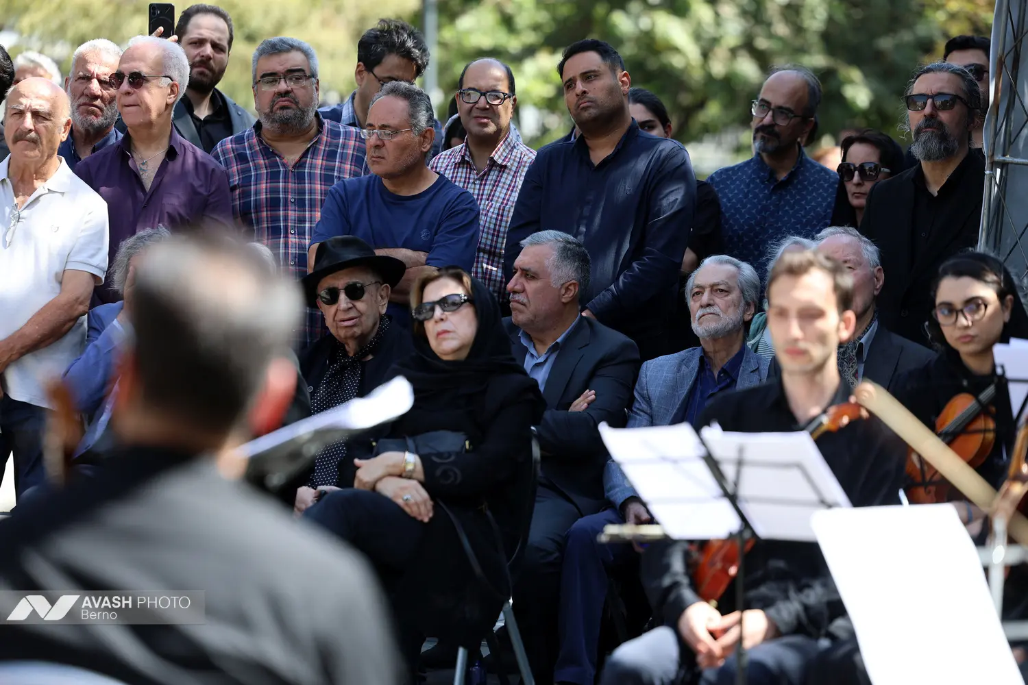 مراسم تشییع پیکر احمد پژمان