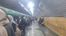 مترو و اتوبوس همچنان برای یک هفته دیگر رایگان ماند