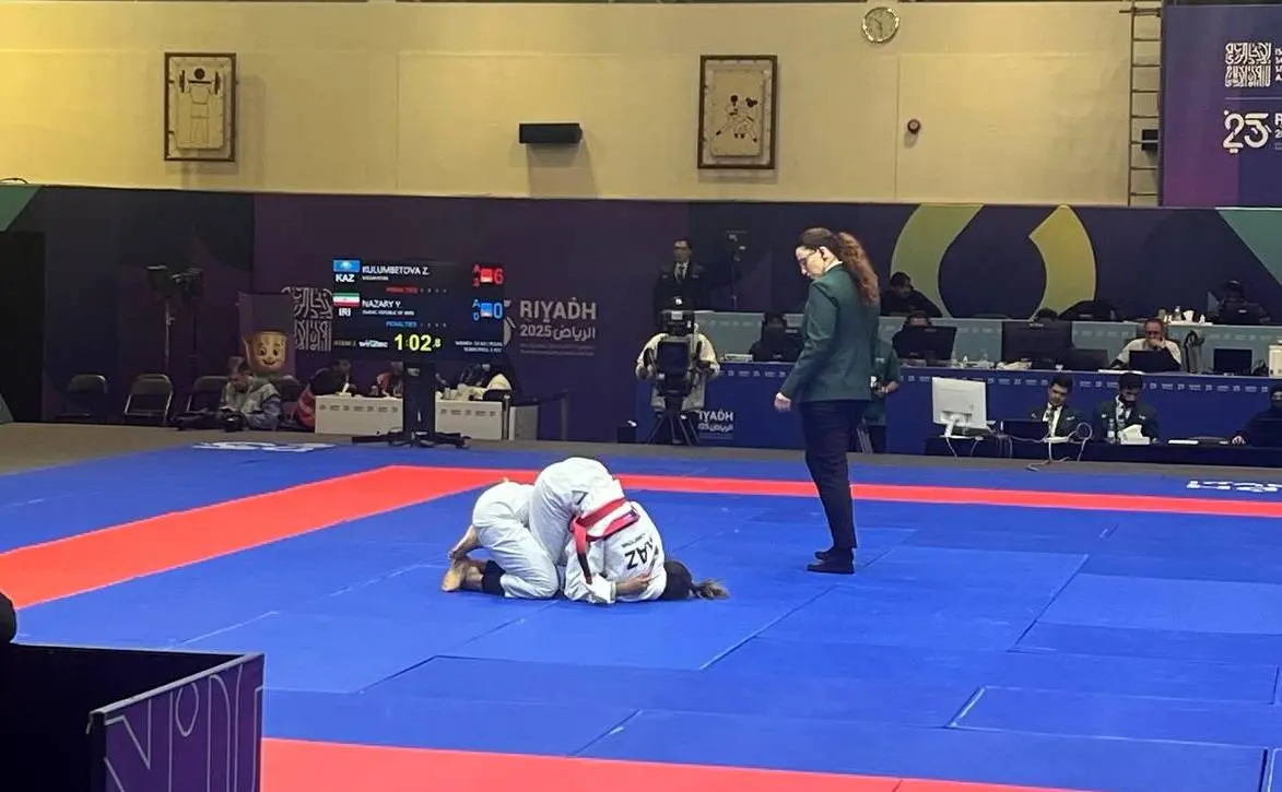 ​شکست نظری در اولین بازی 