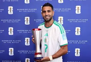 محرز بهترین بازیکن میدان در بازی الجزایر و اتریش شد