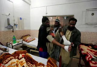 انفجار و تیراندازی نزدیک یک مرکز امنیتی در کراچی پاکستان