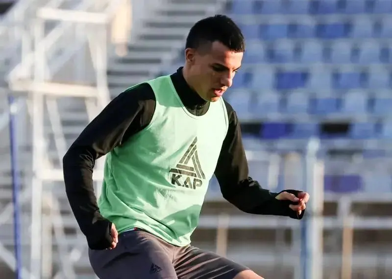 ستاره تراکتور: تقدیم می کنم این گل را به صابر کاظمی+عکس