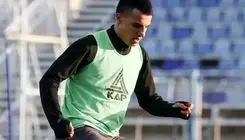 ستاره تراکتور: تقدیم می کنم این گل را به صابر کاظمی+عکس