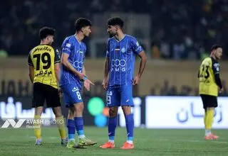 هافبک جوان استقلال آماده دیدار با تراکتور می‌شود
