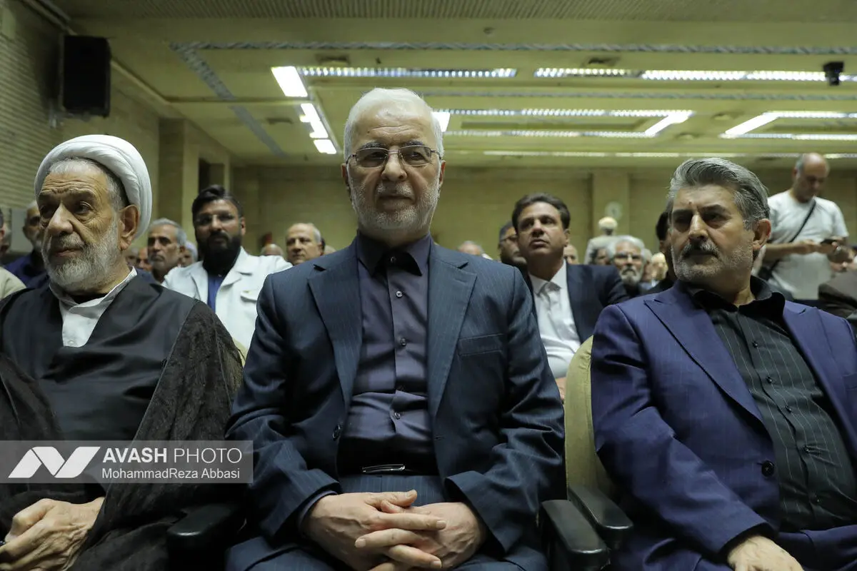 مراسم ختم «احمد ناطق نوری»