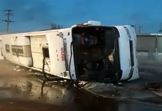 مدیر مدرسه در حادثه واژگونی اتوبوس دانش آموزان مقصر نبوده است