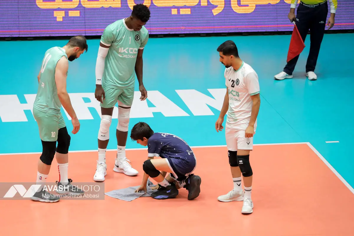 دیدار تیم های والیبال پیکان تهران و سایپا تهران