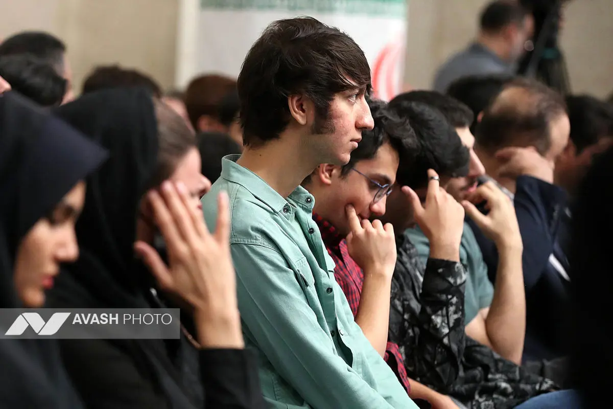دیدار قهرمانان و مدال‌آوران ورزشی و المپیادهای علمی جهانی با رهبر انقلاب