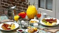 صبحانه محبوبی که فشار خون را بالا می‌برد