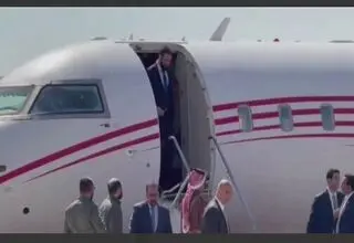 ماکرون برای الجولانی فرش قرمز  پهن کرد

