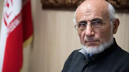 دولت مراکز متعدد تصمیم‌گیر را حذف و به اقتصاد کمک کند 