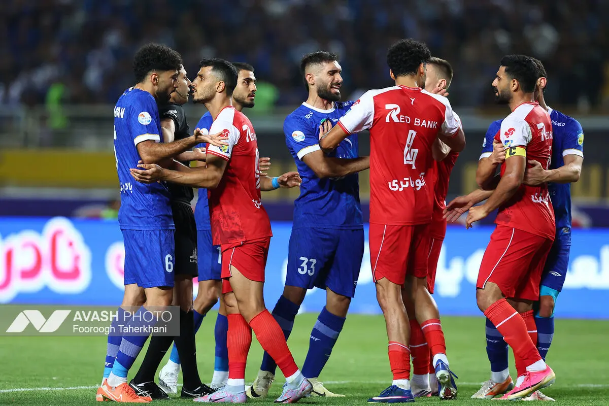 لیگ برتر فوتبال - پرسپولیس و استقلال (دربی ۱۰۷)