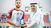 نوراللهی در امارات ماندنی شد
