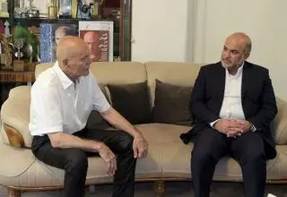 مدیر عامل صندوق اعتباری هنر به دیدار جمشید هاشم‌پور رفت