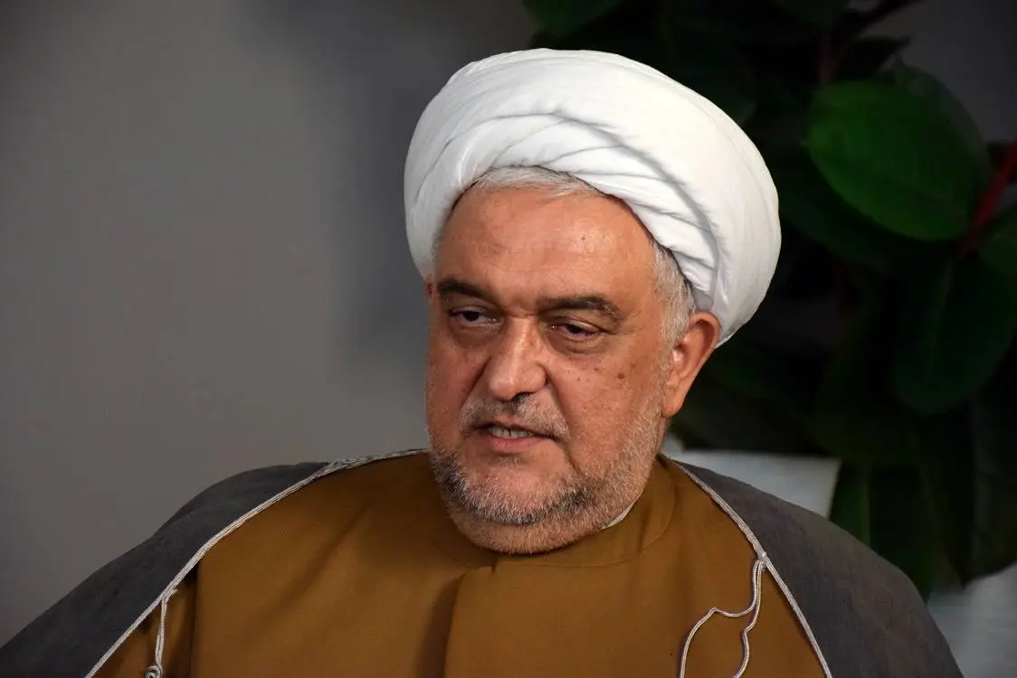 احمدینژاد برای ماندن در قدرت از پولهای محصولی استفاده کرد