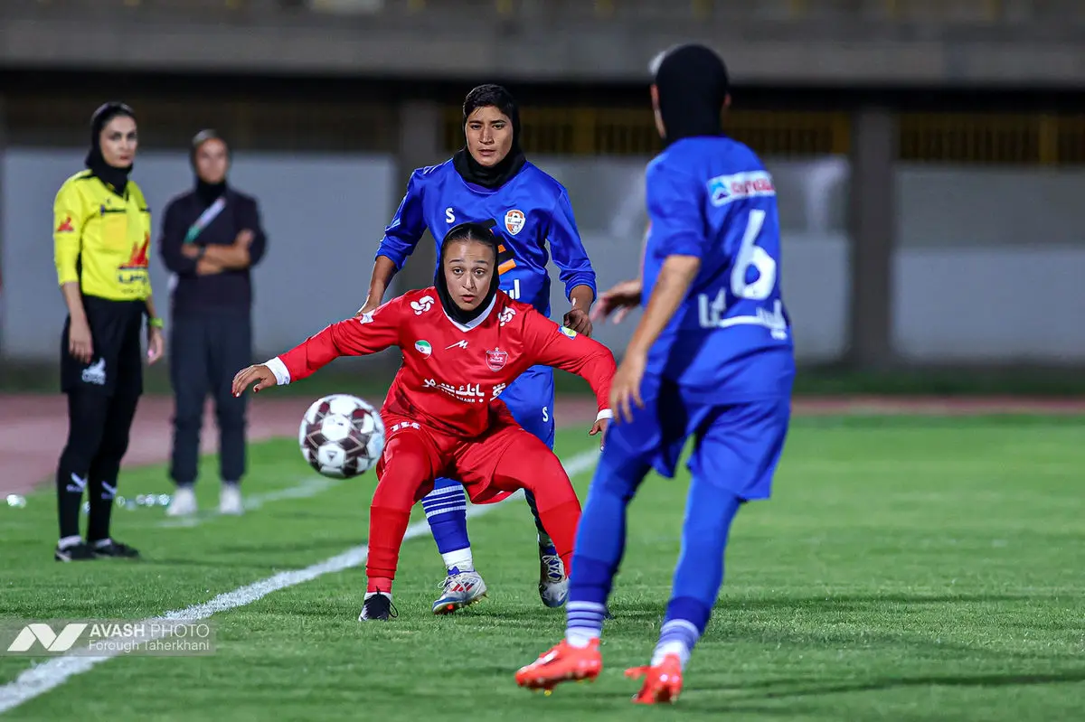 لیگ برتر فوتبال زنان- ایستا البرز و پرسپولیس