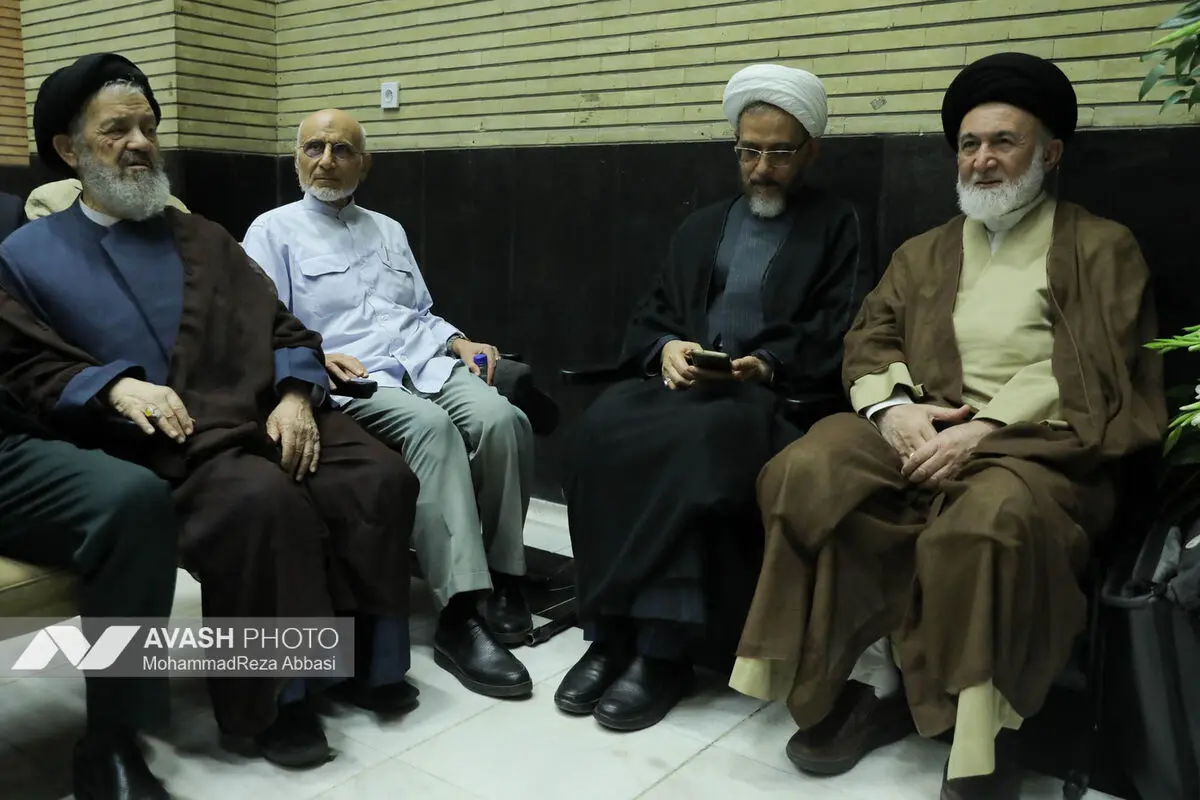 مراسم ختم «احمد ناطق نوری»