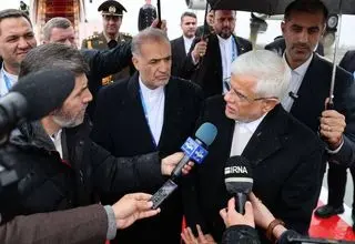 عارف: عضویت ایران در شانگهای فرصت توسعه همکاری‌ها است