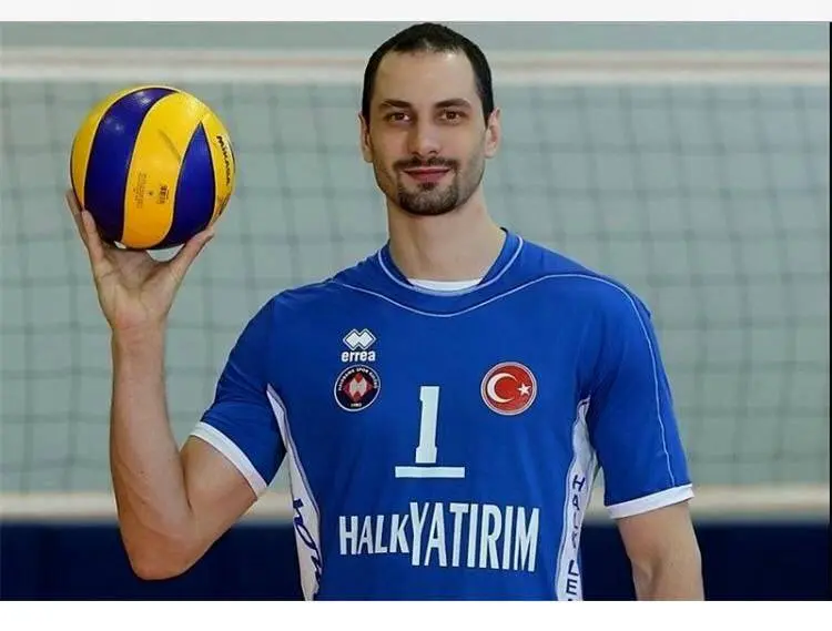 لیگ والیبال ترکیه؛ حرفه‌ای‌گری به‌جای هیاهو