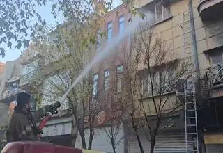 آتش‌سوزی کارگاه نجاری یافت آباد تلفات نداشت