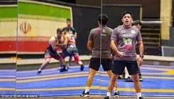 باوفا: از سیاست‌های علیرضا دبیر عدول کنیم به مشکل می‌خوریم
