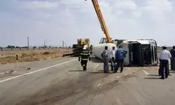 خارج شدن تریلر حامل سوخت در بزرگراه شهید همت