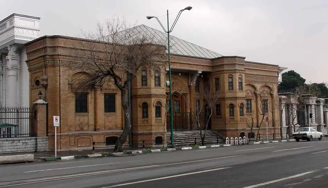 از حوضخانه مشروطه تا ساختمان ایرانشناسی؛ کتابخانه مجلس ۱۱۸ ساله شد