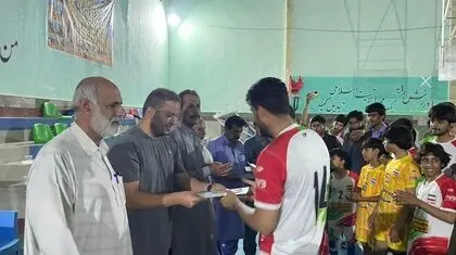 از تنور داغ تا توپ و تور؛ روایت شاطر نانوایی که رییس هیات والیبال شد