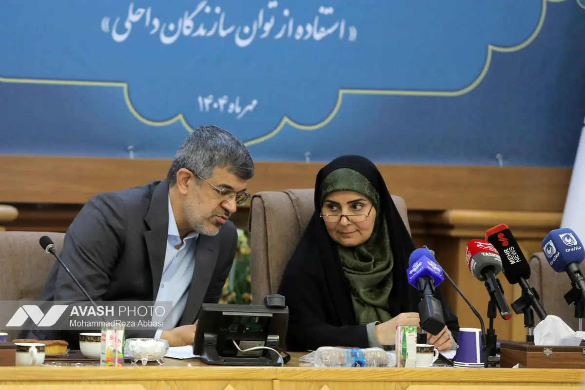 مراسم امضای قرارداد تامین ناوگان ریلی